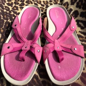 Clarks Comfort Flip Flops S7.5